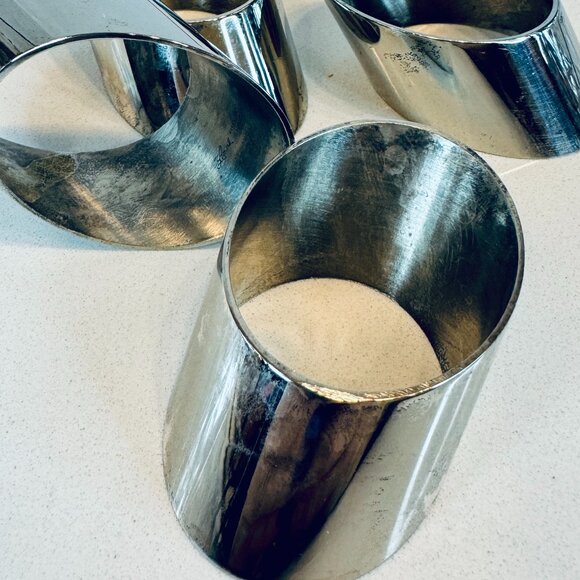 Vintage Set of 4 Silver Plated Napkin Rings - Picture 4 of 7